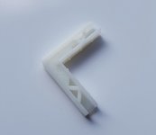 PVC rohovník pre okenné siete