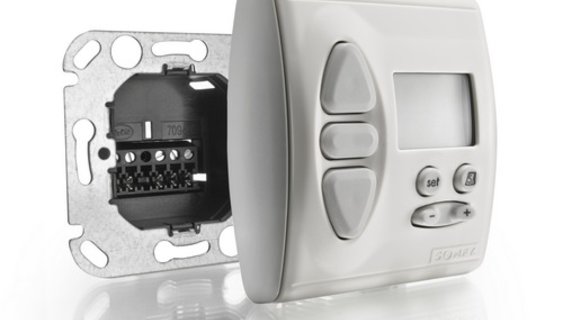 Riadiace jednotky a ovládače Somfy